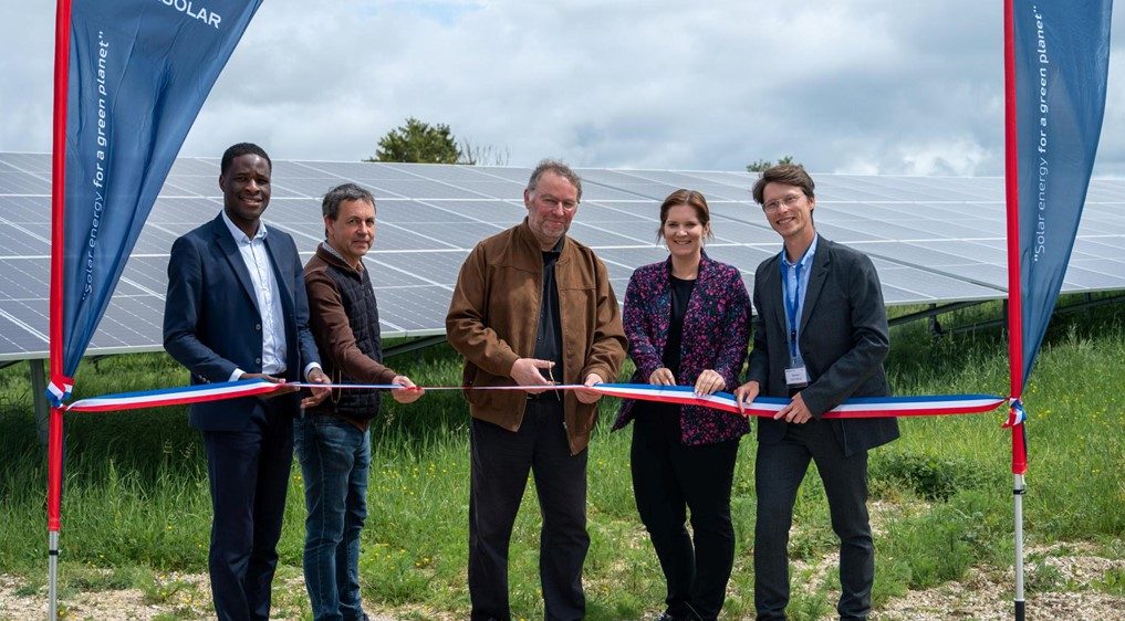 Une ancienne base militaire transformée en centrale solaire à Prunay-Belleville