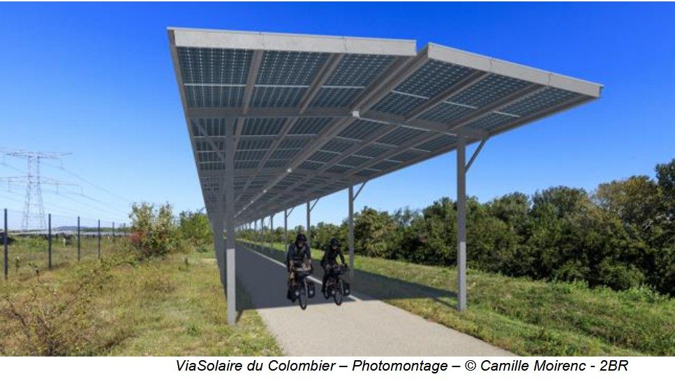 Le premier parc photovoltaïque linéaire sur véloroute sort de terre le long du Rhône